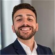 Dottore in Economia Aziendale e Management, madrelingua italiano con propensione al valore della persona nel mondo digitale