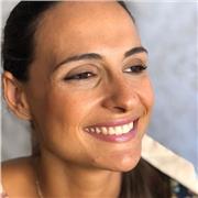 Profesora de castellano e italiano, apta para todas las edades