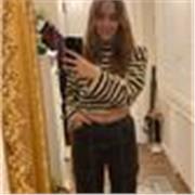 Chica de 19 años con el título del B2, apta para dar clases a chicos y chicas de la ESO y bachillerato.