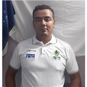 Profesor de todas las áreas ofrece clases a niños, adolescentes y adultos