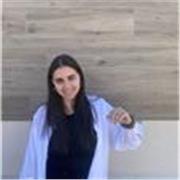 Estudiante en alicante , nacionalidad española . Quiero enseñar castellano a personas inglesas que necesiten ayuda con esta lengua