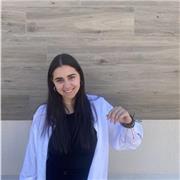 Estudiante en alicante , nacionalidad española . Quiero enseñar castellano a personas inglesas que necesiten ayuda con esta lengua