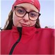 Soc graduada en Educació Primària a la URV. Busco impartir classes de nivell de primària.