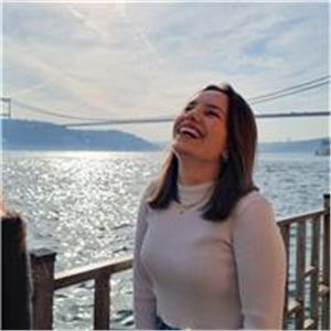 Büsra Açar