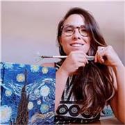 Profesora de español, música y escritora. Mis clases online son dinámicas y cercanas. Diseño de forma personal las lecciones