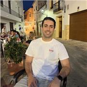 em dic Arnau, sóc enginyer mecànic i actualment sóc docent de matemàtiques de secundaria i batxillerat