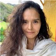 Clases de yoga desde las bases. Profesora de hatha yoga con props. Certificación Yoga Alliance 200 Hrs. Clases personalizadas