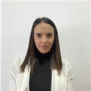 Soy profesora en nivel secundario y superior y me encantaría adquirir experiencia dando clases de derecho y materias relacionadas a la misma. Es una pasión