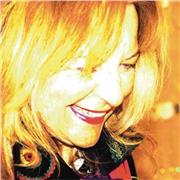 Insegnante di tedesco impartisce lezioni di lingua tedesca a studenti di scuole secondarie