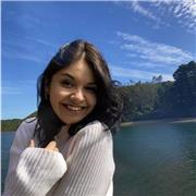 Estudiante de pedagogía en inglés! Soy una persona muy alegre y daré clases a quien lo necesite