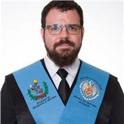 Profesor titulado en Historia con un máster de especialización en Estudios Medievales y amplia experiencia en clases particulares.