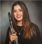 Doy clases particulares, tengo el título de bachillerato de ciencias y el titulo de música profesional, equivalente a un grado med