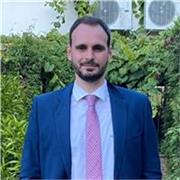 Emprendedor y empresario que quiere compartir sus conocimientos.