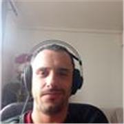 Profesor DJ con 20 años de experiencia imparte clases a domicilio.
