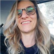 Laureata e iscritta all'albo impartisco lezioni di psicologia