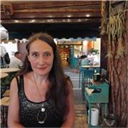 Insegnante di italiano e storia, aiuto studenti delle scuole secondarie di primo e secondo grado, ripetizioni e aiuto compiti.