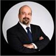 Maestro de apoyo escolar especializado en materias de ciencias exactas