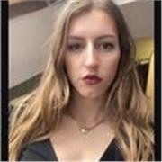 Estudiante de Administración con un alto nivel de inglés C1 da clases a niños en Gijón.