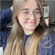 Étudiante pour être professeur des école , je souhaite apporter mon soutien au enfants en primaire en difficulté