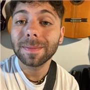 Laureando in Lettere Moderne offre tutoraggio e lezioni in tutte le materie umanistiche per studenti di medie e superiori