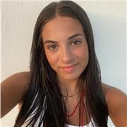 Chica estudiando el grado de Educación Infantil. Quiero dar clases particulares de refuerzo de primaria y  matemáticas hasta 3 eso