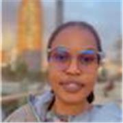 Qualified English tutor offering personalized lessons to children, teenagers, and adults, both online and in person 