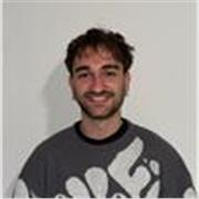 Studente del liceo disponibile per ripetizioni ai ragazzi delle medie