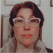 Profesora de español imparte clases para todas las edades