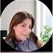 Soy profesora de apoyo escolar y desarrollo de habilidades de liderazgo para estudiantes de primaria, secundaria y jóvenes que bus