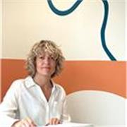 Coach professionnel certifiée Rncp 6, formatrice développement personnel et RH. Je veille à ce que vous atteigniez vos objectifs.