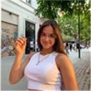 Estudiante de Bachillerato con una media de 9, a manté de las lenguas y facilidad con cualquier materia de los seis años de primaria. El trabajo me interesa durante el mes de julio algunos dias de agosto 
y finales d junio d 2021