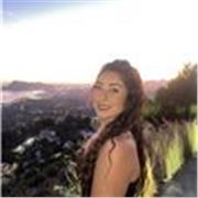 Joven con ESO y bachiller para clases primaria