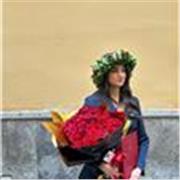 Laureata in lingue impartisce lezioni di inglese per studenti della scuola secondaria di Primo e secondo grado