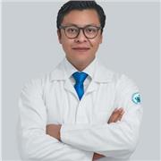 Médico general imparte clases de regularización, complementación o actualización en semiología a estudiantes y médcos graduados