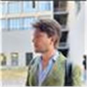 Offro lezioni private per scuole elementari, medie e superiori.