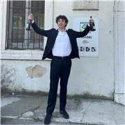 Studente di ingegneria impartisce lezioni per recupero insufficienze e aiuto compiti