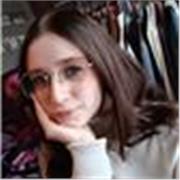 Étudiante en histoire de l'art avec un niveau B2 en anglais, pédagogue et responsable.