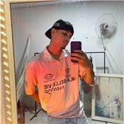 Profissional em pedagogia, 3 período de biomedicina. Entretanto cursei 4 períodos de medicina