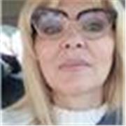 Professoressa in pianoforte impartisce lezioni private musica classica e jazz alle persone di tutte le età