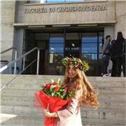 Ragazza laureata in giurisprudenza offre ripetizioni nelle materie umanistiche per scuole elementari, medie e superiori