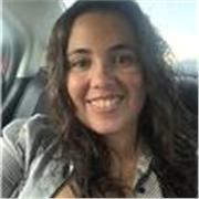 Entusiasta, dinámica y creativa. Clases para niños, niñas, adolescentes y adultos.