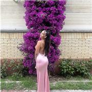 Me defino como una persona paciente, responsable y con muchas ganas de ayudar a los demás, especialmente a los más pequeños