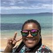 Native English teacher with a passion for effective communication!