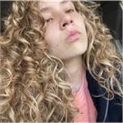 Offro lezioni di inglese per studenti e adulti, con livello avanzato e semestre di studio in Inghilterra.