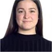Soy profesora actualemente impartiendo clases a peques de refuerzo . Tengo bachillerato y un titulo de ingles ( el B2.2 )