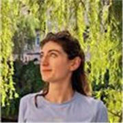 Tutor per ripetizioni di chimica per scuole medie e superiori.