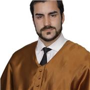 Licenciado en Ingeniería informático, con experiencia en clases de todas las asignaturas de la ESO y Bachillerato