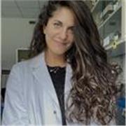 Insegnante di Biologia, laureata e con Dottorato. Attualmente professoressa universitaria