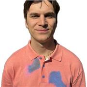 Ciao! 
Sono disponibile con orari ampiamente flessibili per aiuto compiti di qualsiasi genere :)