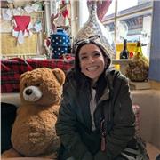 Offro lezioni private di inglese e aiuto compiti a bambini scuola primaria e secondaria di I grado.